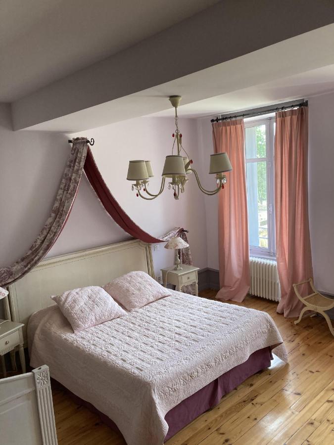 Loriges Chateau Tout Y Fault מראה חיצוני תמונה